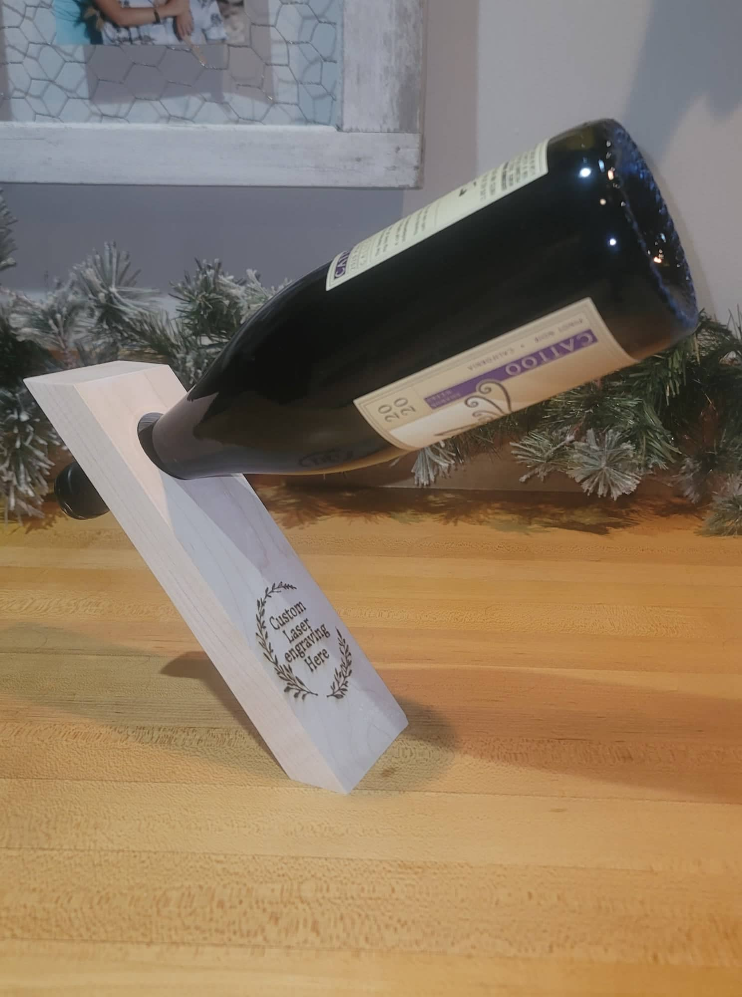 Magic wine online holder